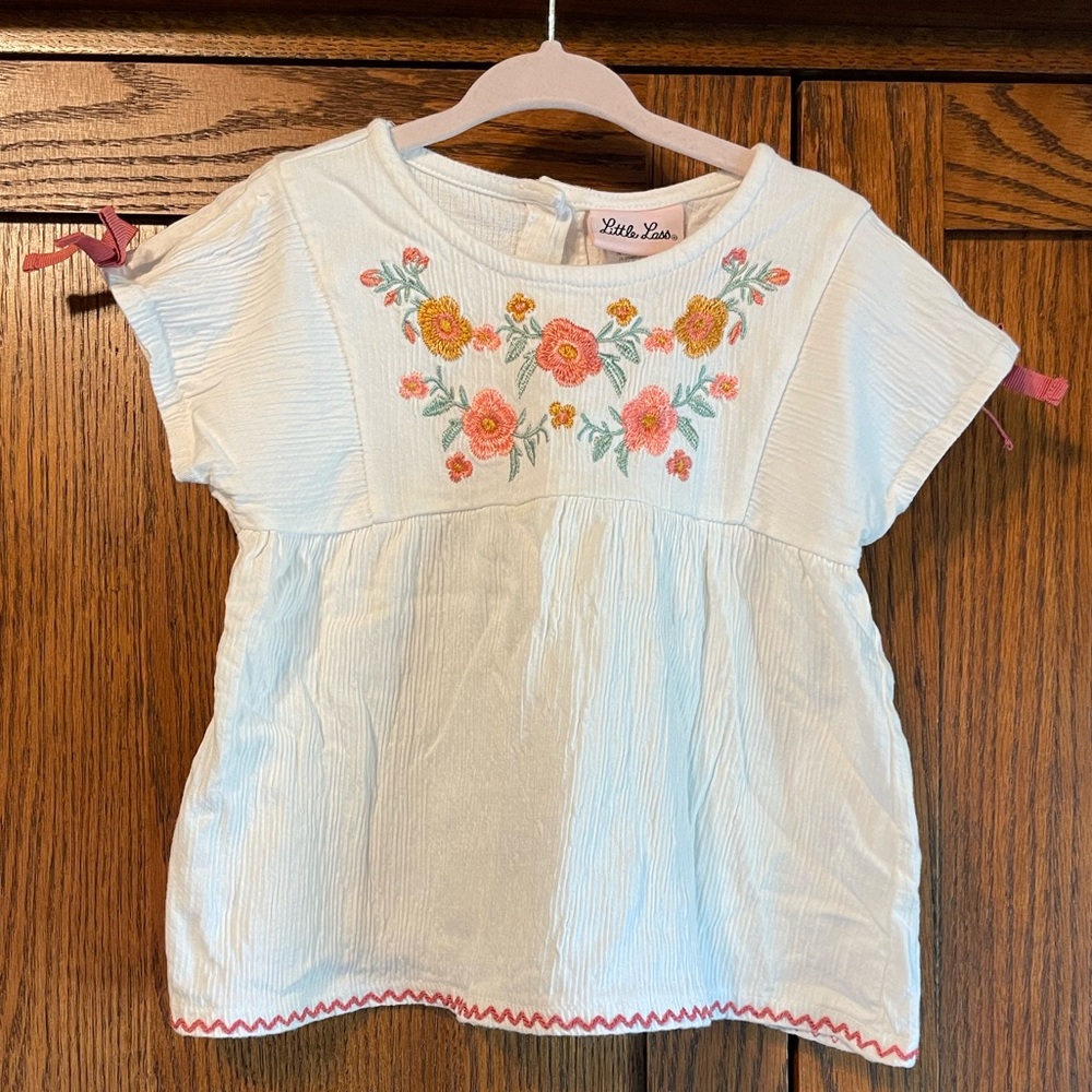 Beautifully embroidered gauze blouse